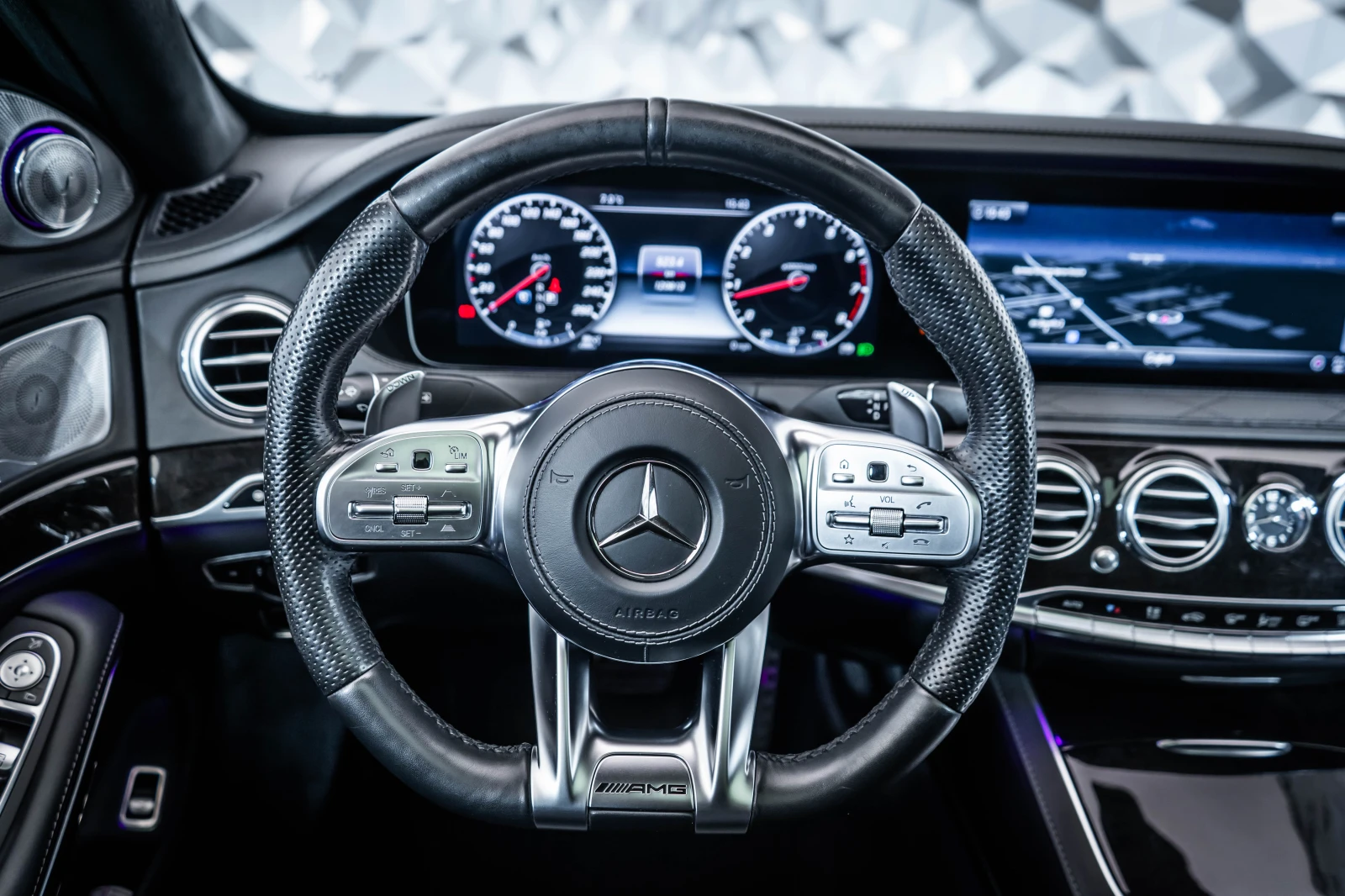 Mercedes-Benz S 560 4M AMG* Pano* Burmester, снимка 10 - Автомобили и джипове - 54370122