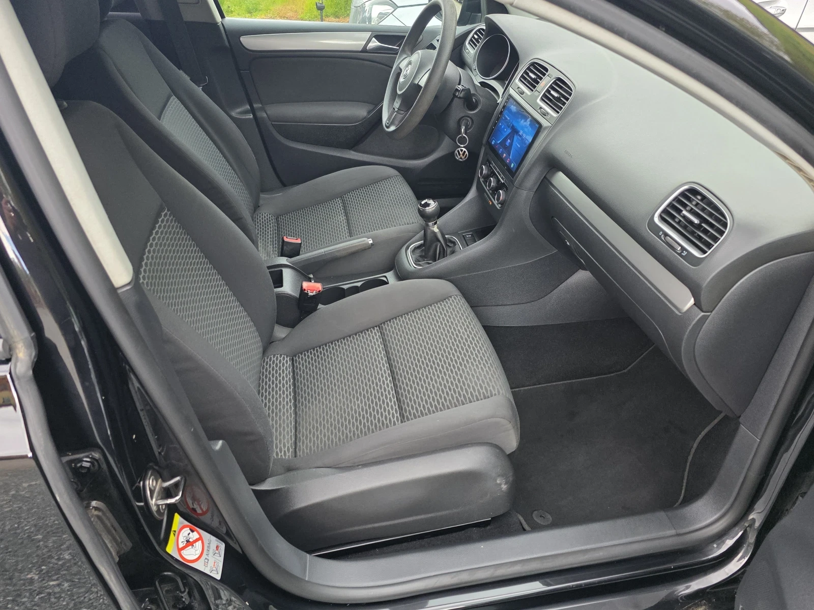 VW Golf 1.4 80коня Android CarPlay, снимка 11 - Автомобили и джипове - 54549141