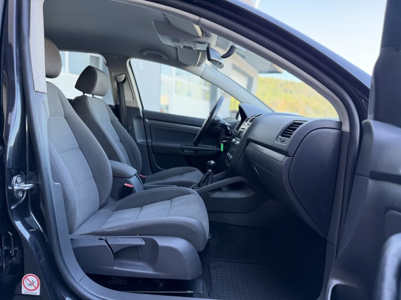 VW Golf 1.9TDI , снимка 14 - Автомобили и джипове - 54693189