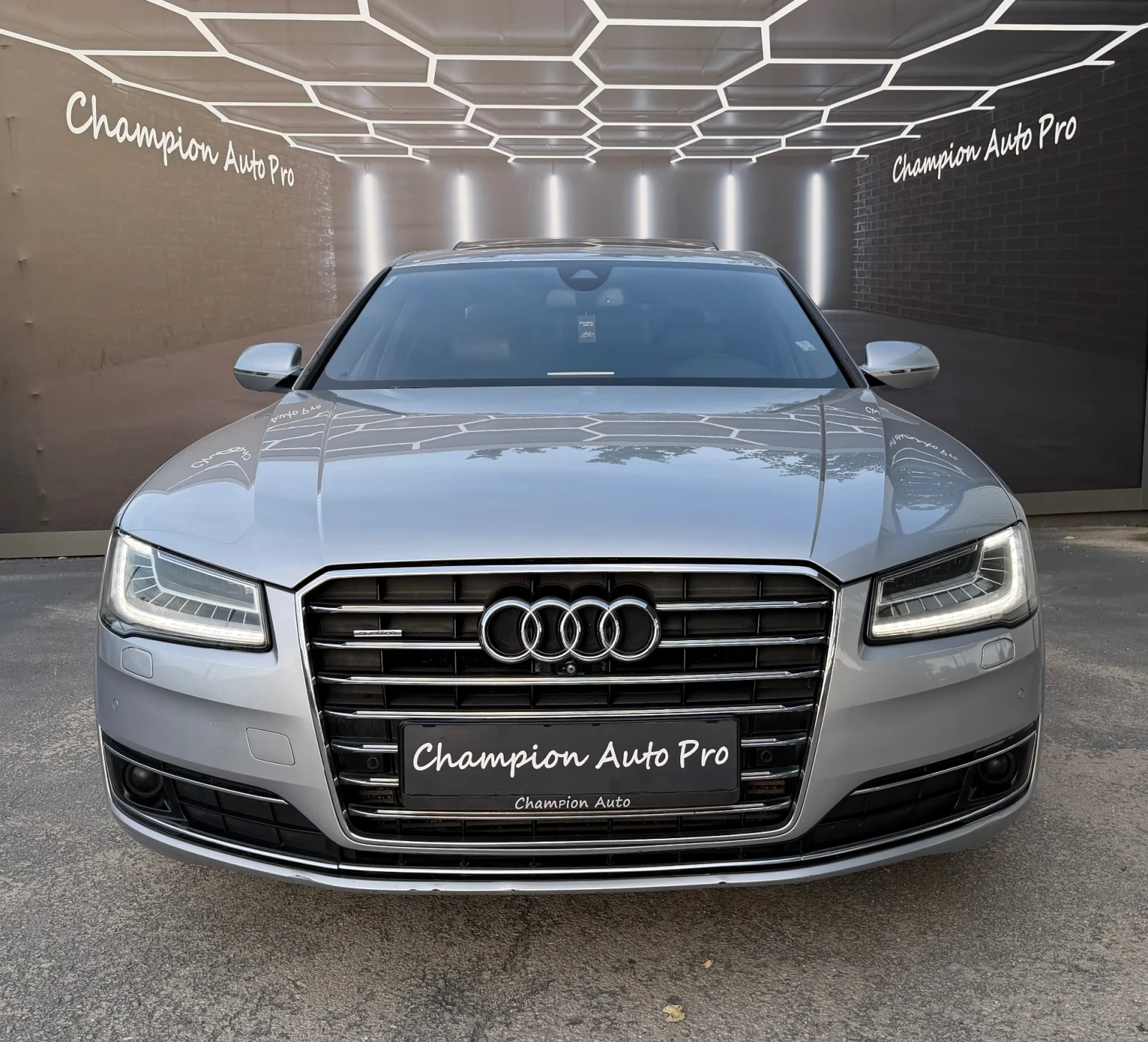 Audi A8 Matrix FULL , снимка 2 - Автомобили и джипове - 54773420