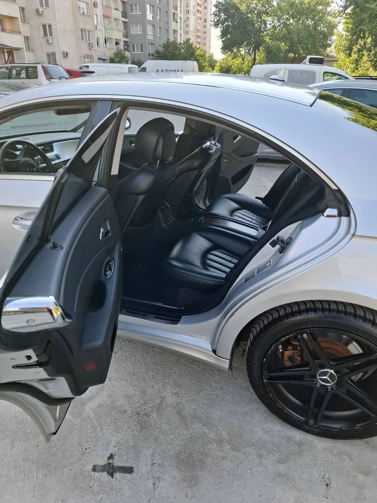 Mercedes-Benz CLS 320, снимка 8 - Автомобили и джипове - 55659614