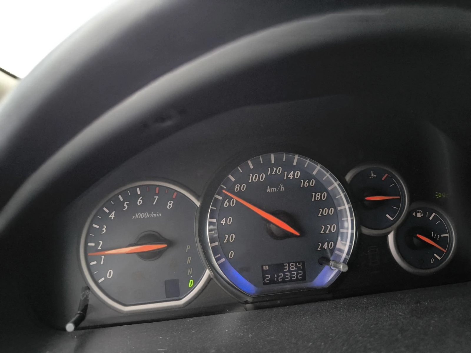 Mitsubishi Grandis, снимка 15 - Автомобили и джипове - 56748491