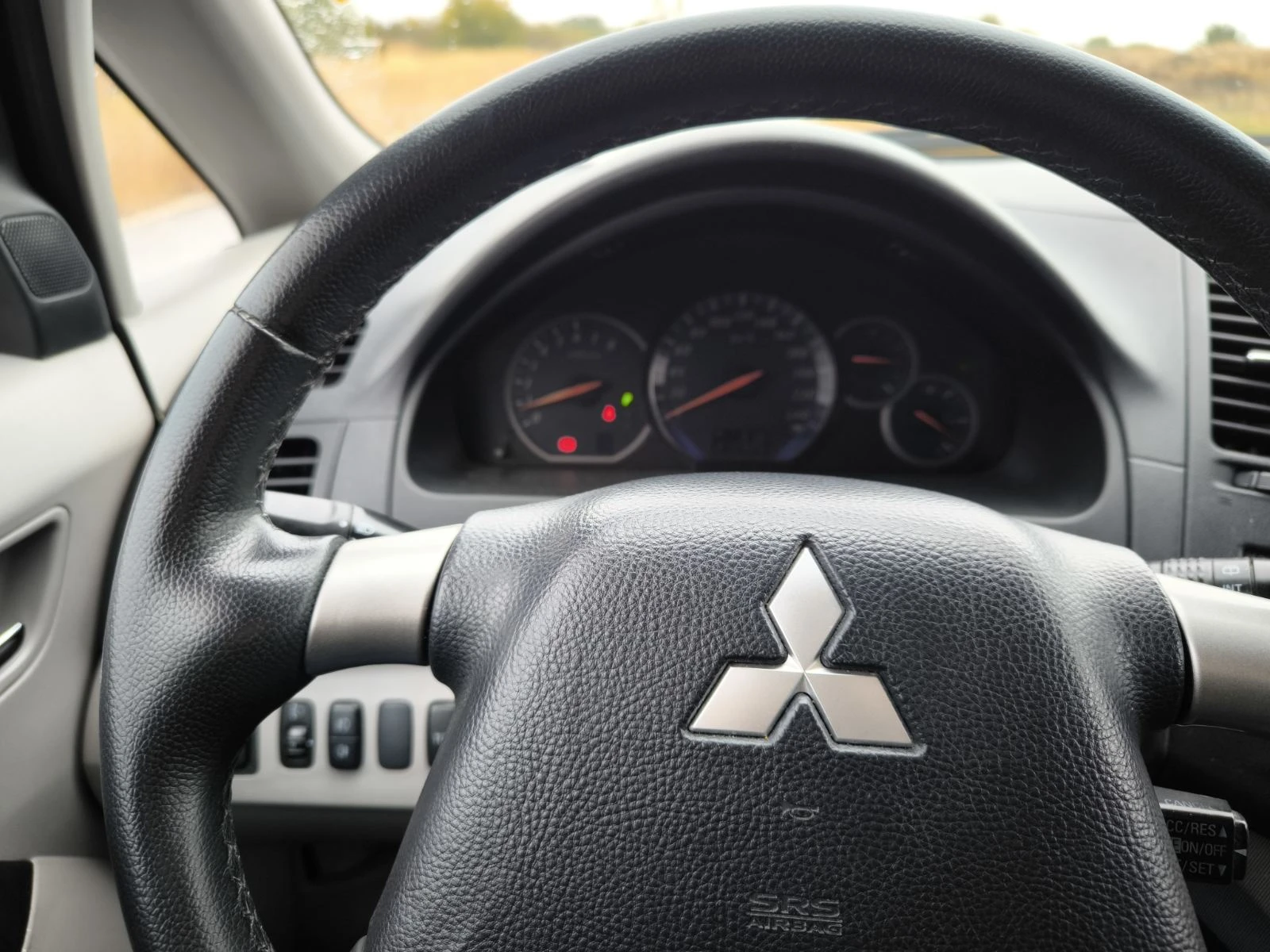 Mitsubishi Grandis, снимка 7 - Автомобили и джипове - 56748491