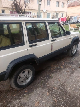 Jeep Cherokee 2100, снимка 3