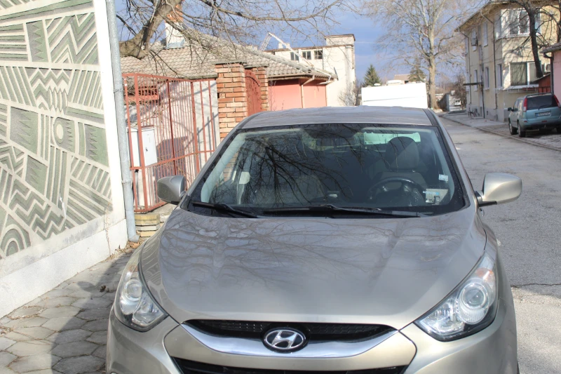 Hyundai IX35, снимка 5 - Автомобили и джипове - 48095505