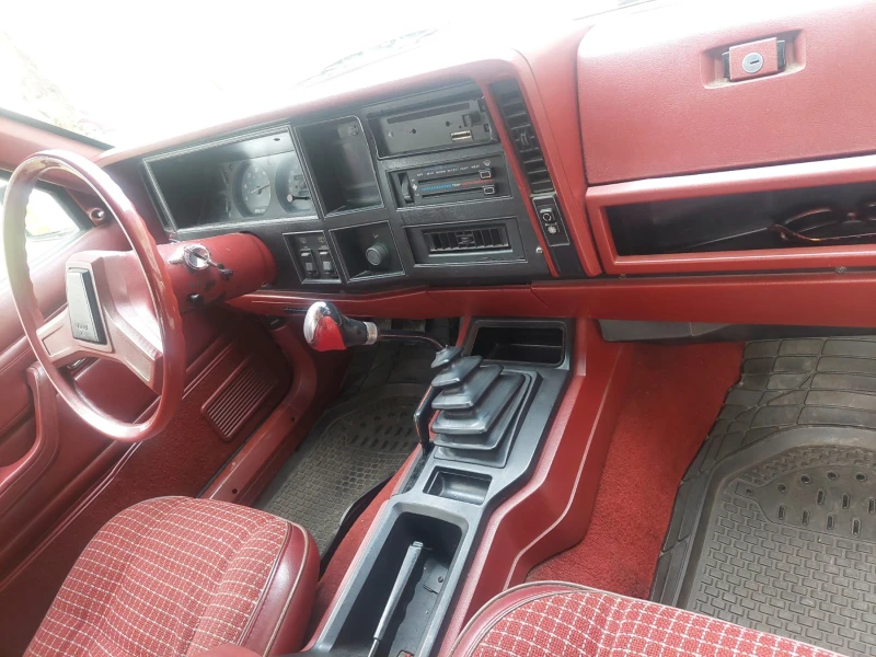 Jeep Cherokee 2100, снимка 9 - Автомобили и джипове - 48227027