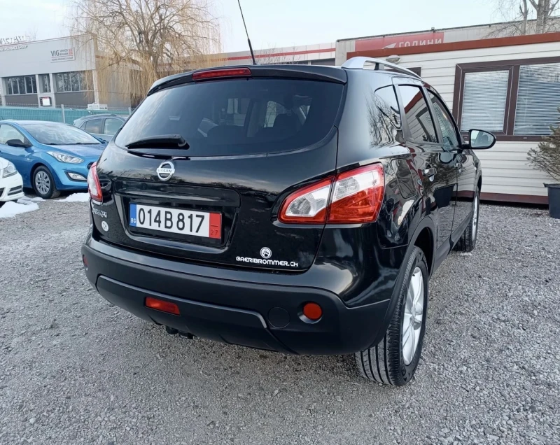 Nissan Qashqai 2.0i ТОП СЪСТОЯНИЕ , снимка 5 - Автомобили и джипове - 48656458