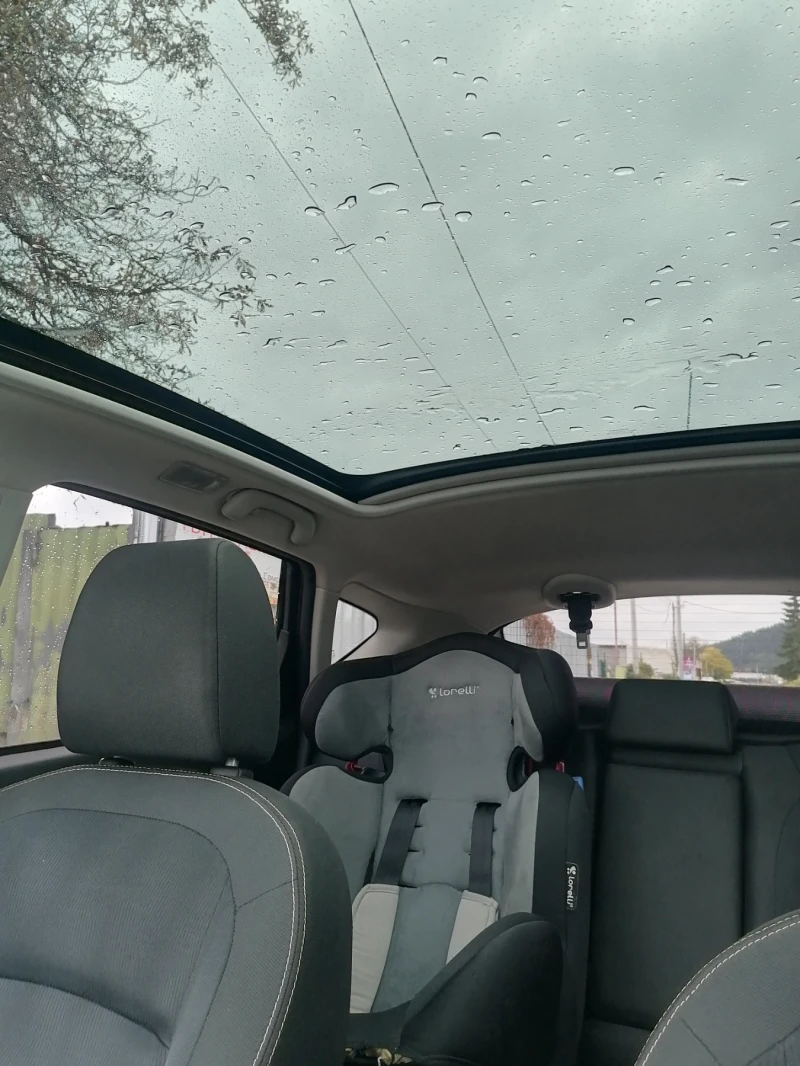 Nissan Qashqai 2.0i, снимка 5 - Автомобили и джипове - 52029960