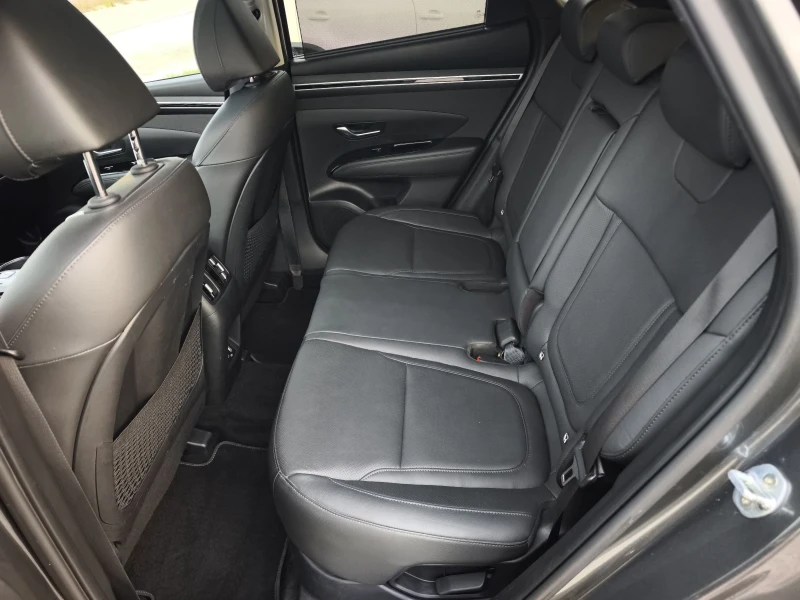 Hyundai Tucson 1.6HYBRID EXCELLENCE FULL SERVICE IN HYUNDAI NEW !, снимка 10 - Автомобили и джипове - 52147531
