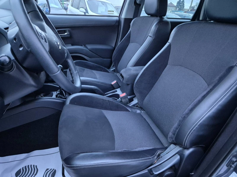 Citroen C-Crosser 2.2D-4X4, снимка 7 - Автомобили и джипове - 53045948