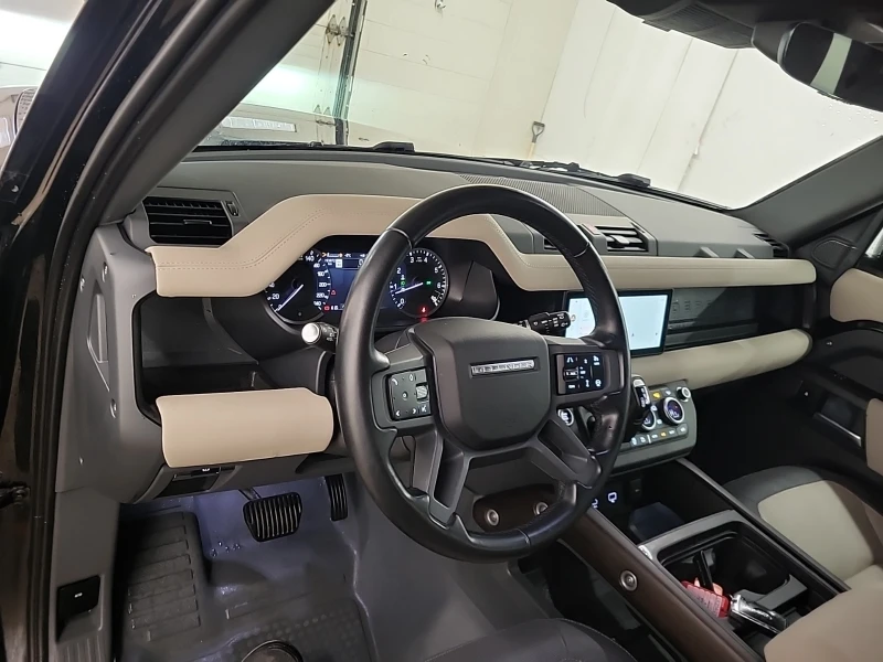Land Rover Defender 110 X-Dynamic SE AWD, снимка 8 - Автомобили и джипове - 53170761