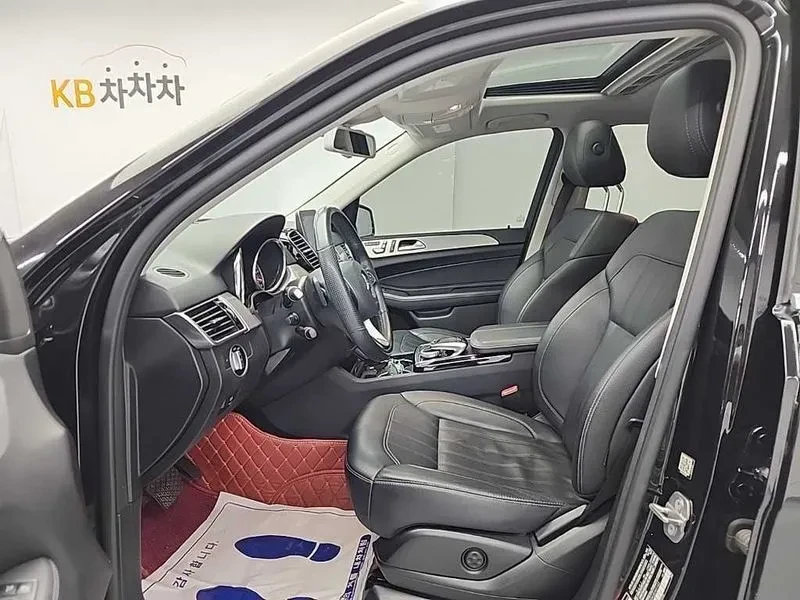 Mercedes-Benz GLE 350 D 4Matic - САМО 30% АВАНС, снимка 10 - Автомобили и джипове - 55483967