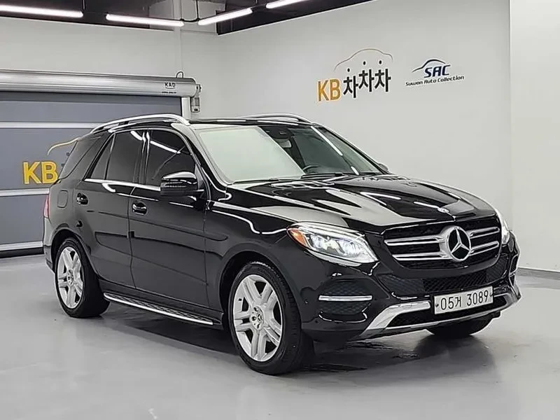 Mercedes-Benz GLE 350 D 4Matic - САМО 30% АВАНС, снимка 2 - Автомобили и джипове - 55483967