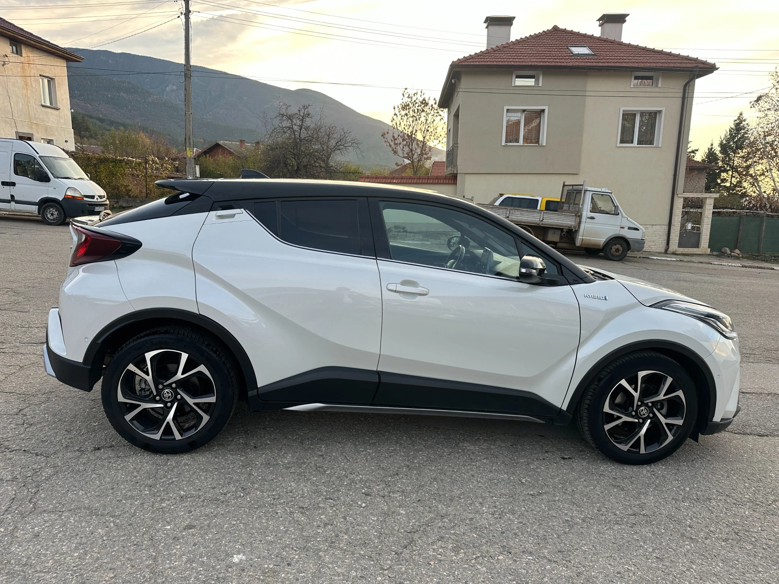 Toyota C-HR LIZING  - изображение 7