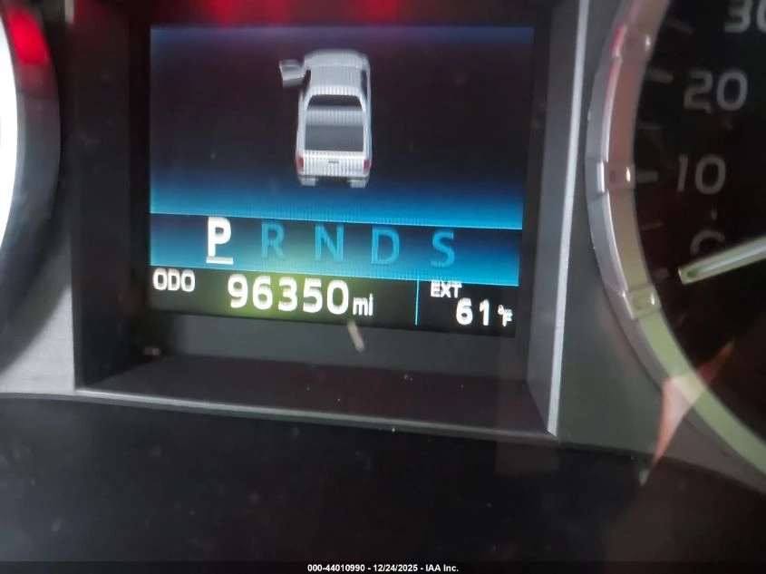 Toyota Tundra 5.7L V-8 DOHC, VVT, 381HP 4X4 Drive - изображение 7