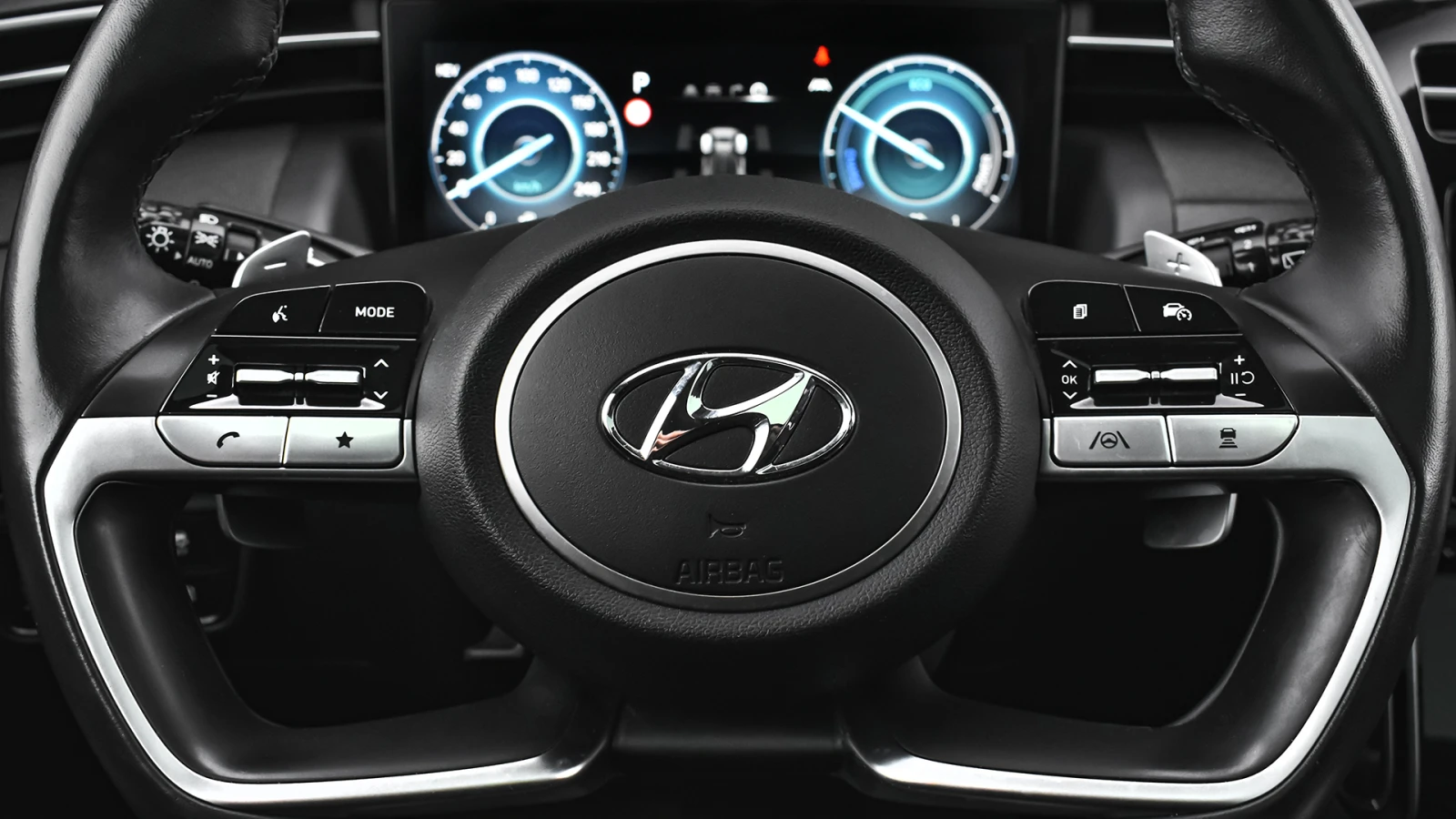 Hyundai Tucson 1.6 T-GDi PREMIUM Plug-in Hybrid 4x4 Automatic - изображение 9