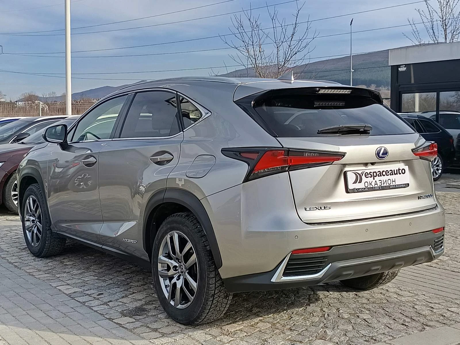 Lexus NX 300h 2.5, 197�.�. Executive Plus  4wd CVT | Mobile.bg � ����������� 6