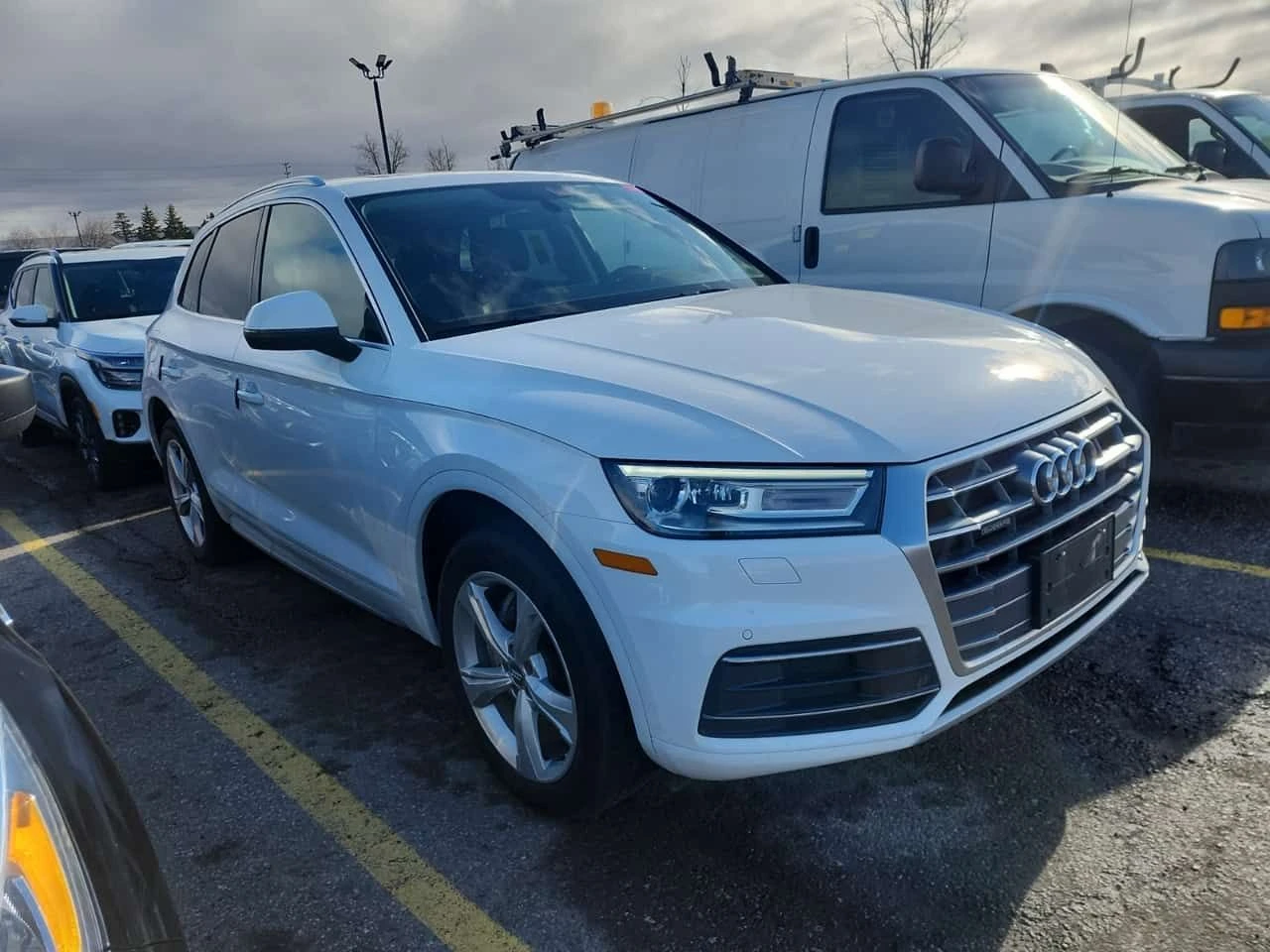 Audi Q5 2.0 TFSI Premium Plus | ПОДГРЕВИ | KEYLESS | , снимка 2 - Автомобили и джипове - 53819193
