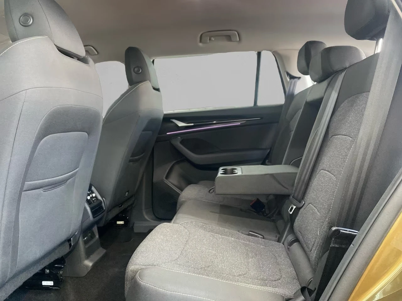 Skoda Kodiaq 2.0/150HP/SELECT/NAVI/CAM/LED/153z, снимка 14 - Автомобили и джипове - 53825812