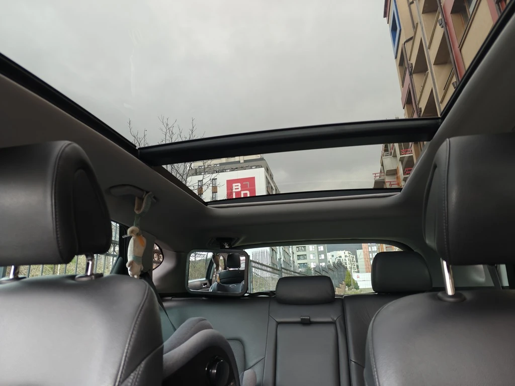 Hyundai Tucson 1.6 T-GDI, снимка 15 - Автомобили и джипове - 53938037