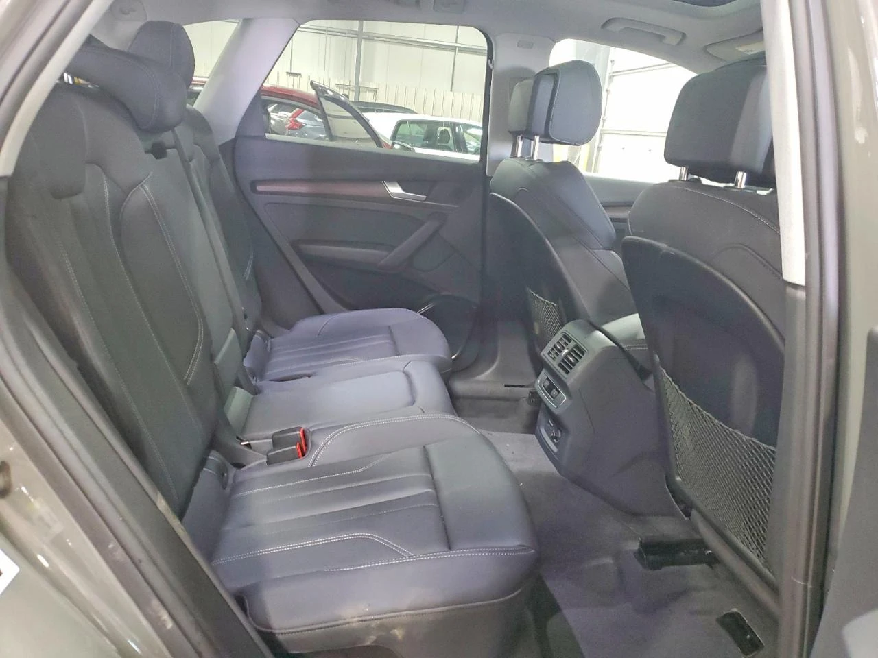 Audi Q5 2.0l Premium 45, снимка 10 - Автомобили и джипове - 54072471