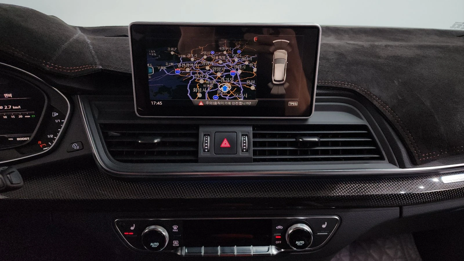 Audi SQ5 ЛЮК* HUD* 360* KEYLESS* ЕЛ. БАГАЖНИК* КРАЙНА ЦЕНА, снимка 14 - Автомобили и джипове - 55302341