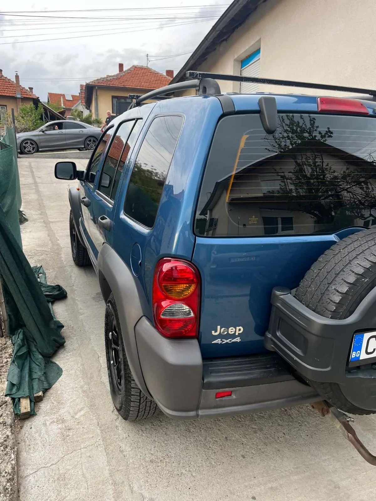 Jeep Cherokee, снимка 8 - Автомобили и джипове - 55531792