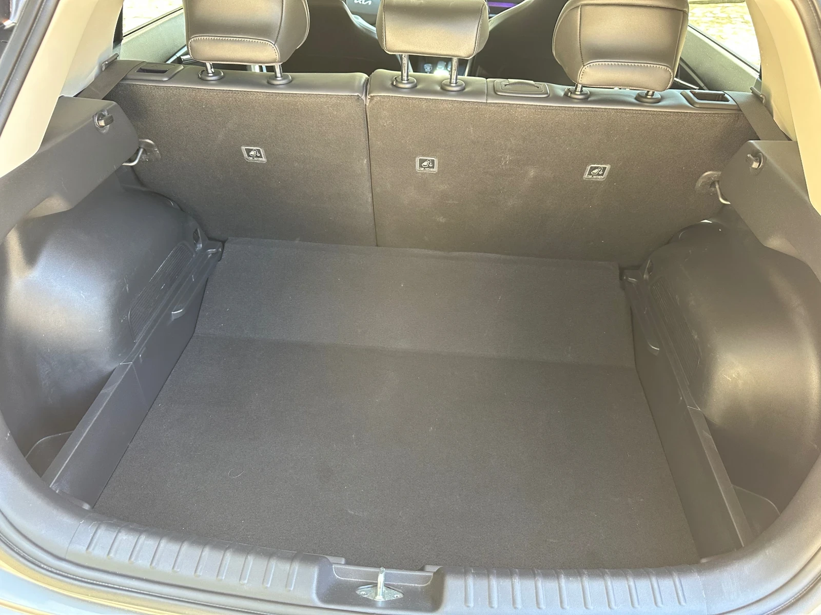 Kia Niro Wind+ Европейска Навигация, снимка 12 - Автомобили и джипове - 55679968
