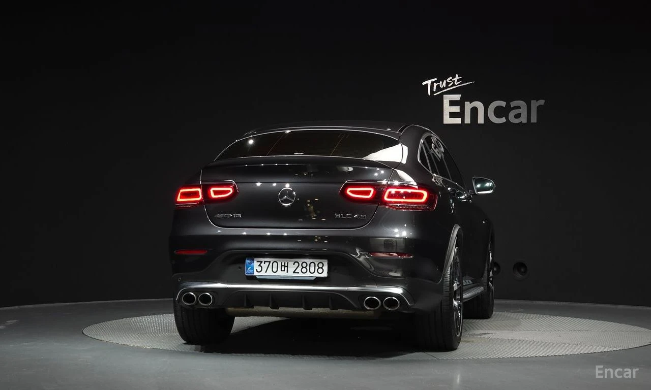 Mercedes-Benz GLC 43 AMG COUPE* BURMESTER* ДИСТРОНИК* ХЕДЪП* 360КАМЕРА* , снимка 4 - Автомобили и джипове - 55929287