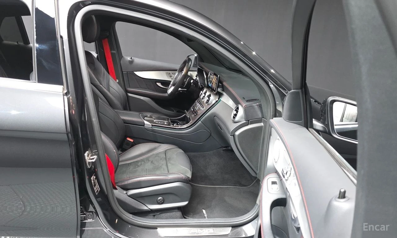 Mercedes-Benz GLC 43 AMG COUPE* BURMESTER* ДИСТРОНИК* ХЕДЪП* 360КАМЕРА* , снимка 14 - Автомобили и джипове - 55929287