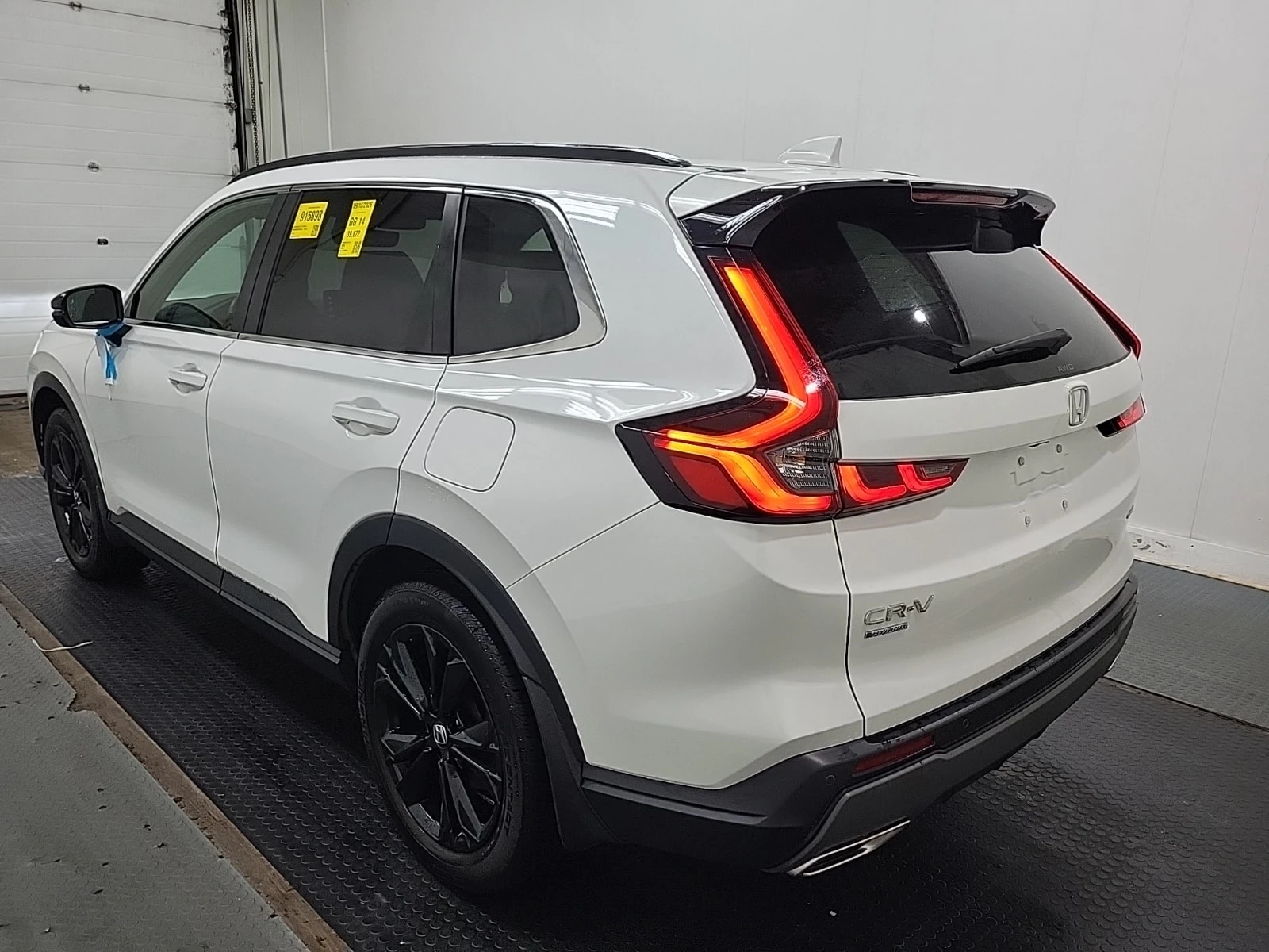 Honda Cr-v 2.0 HYBRID * AWD * TOURING * CARFAX * , снимка 4 - Автомобили и джипове - 56107933