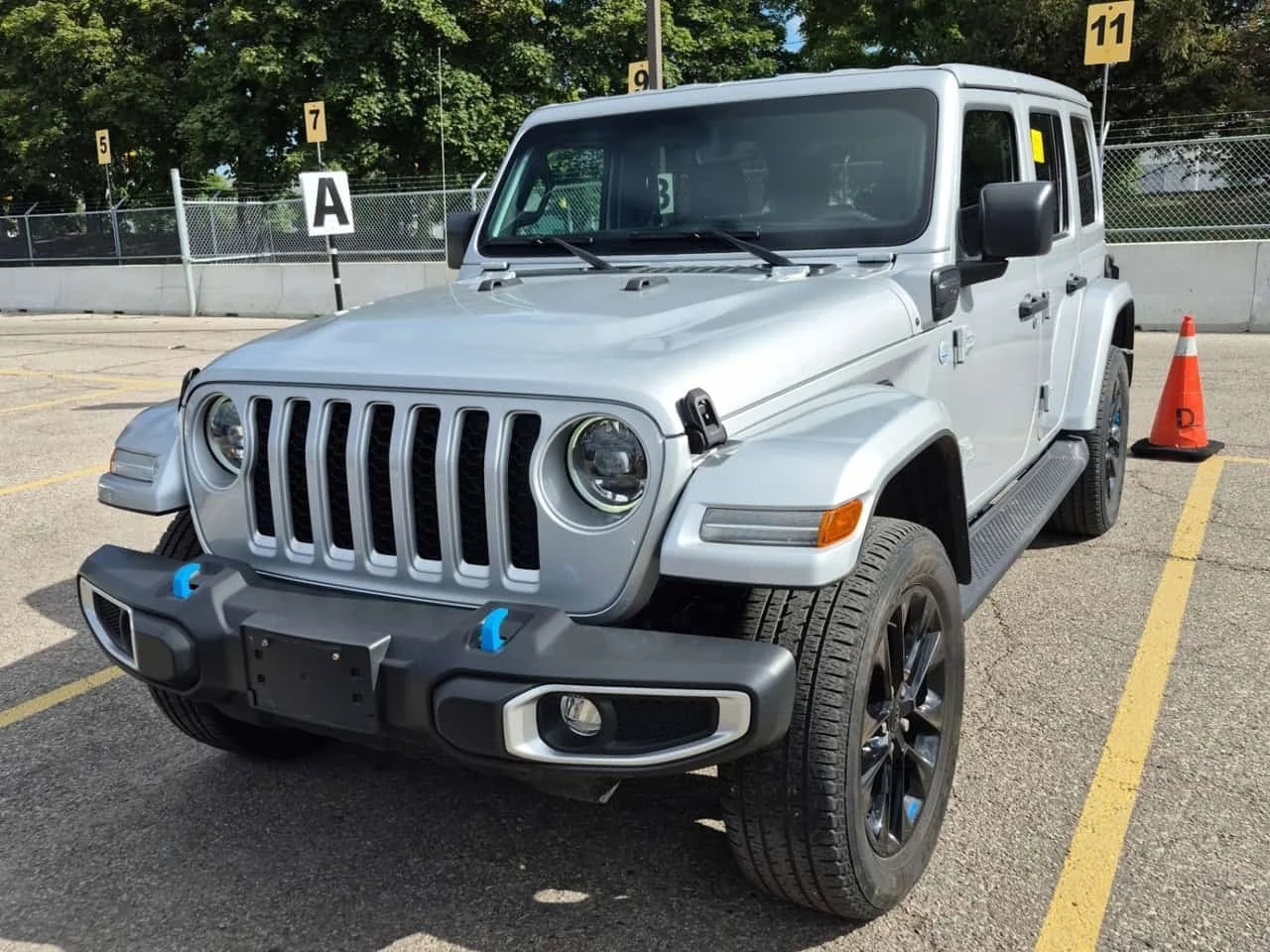 Jeep Wrangler * 4 Door 4x4 Sahara * REMOTE START * ����� ������  | Mobile.bg � ����������� 2