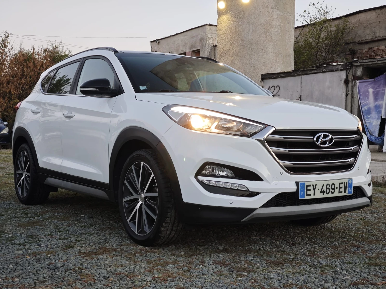 Hyundai Tucson 1.7d DCT-7 FULL ПАНОРАМА, снимка 2 - Автомобили и джипове - 56630828