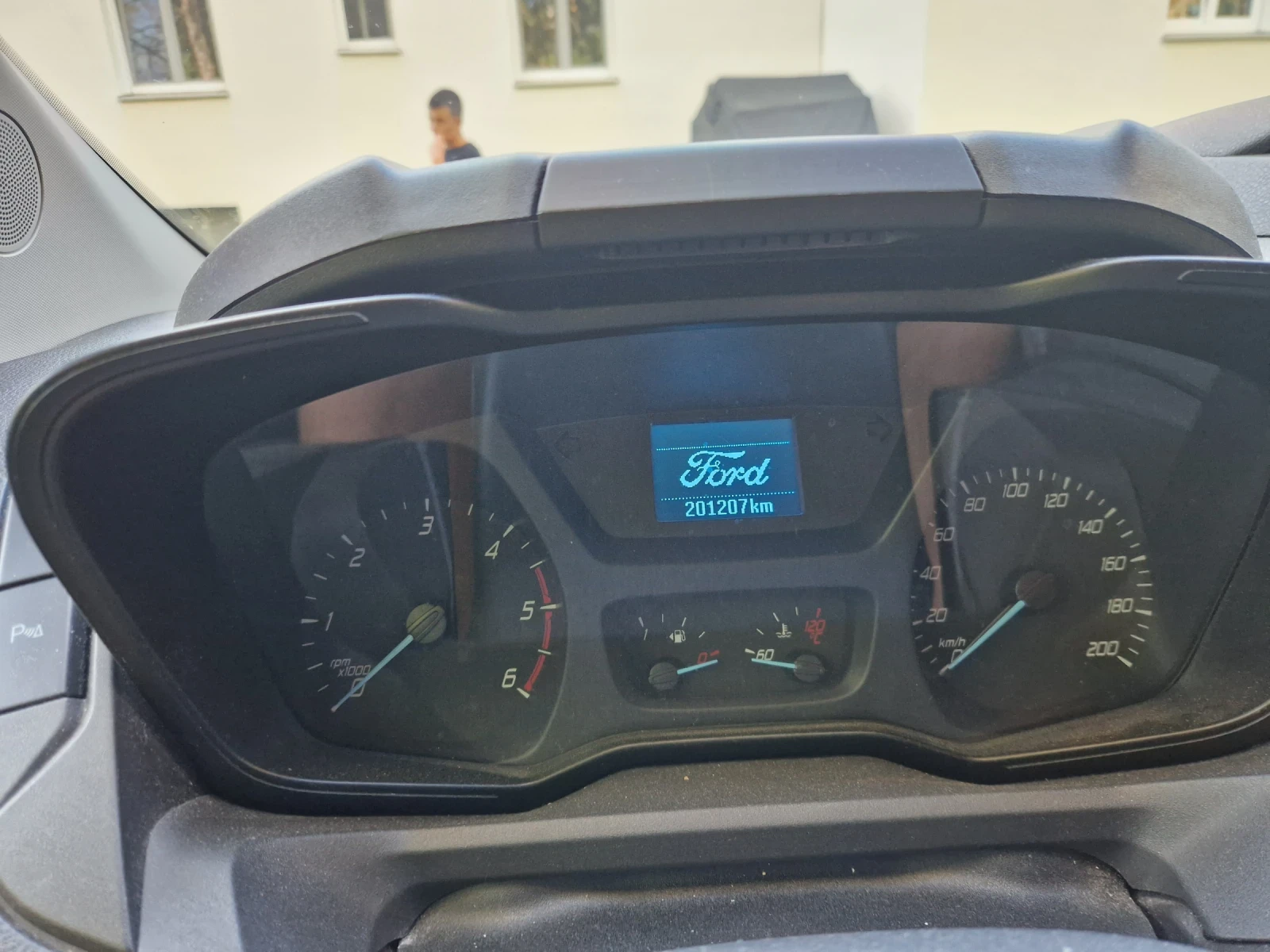 Ford Transit Custom  - изображение 8