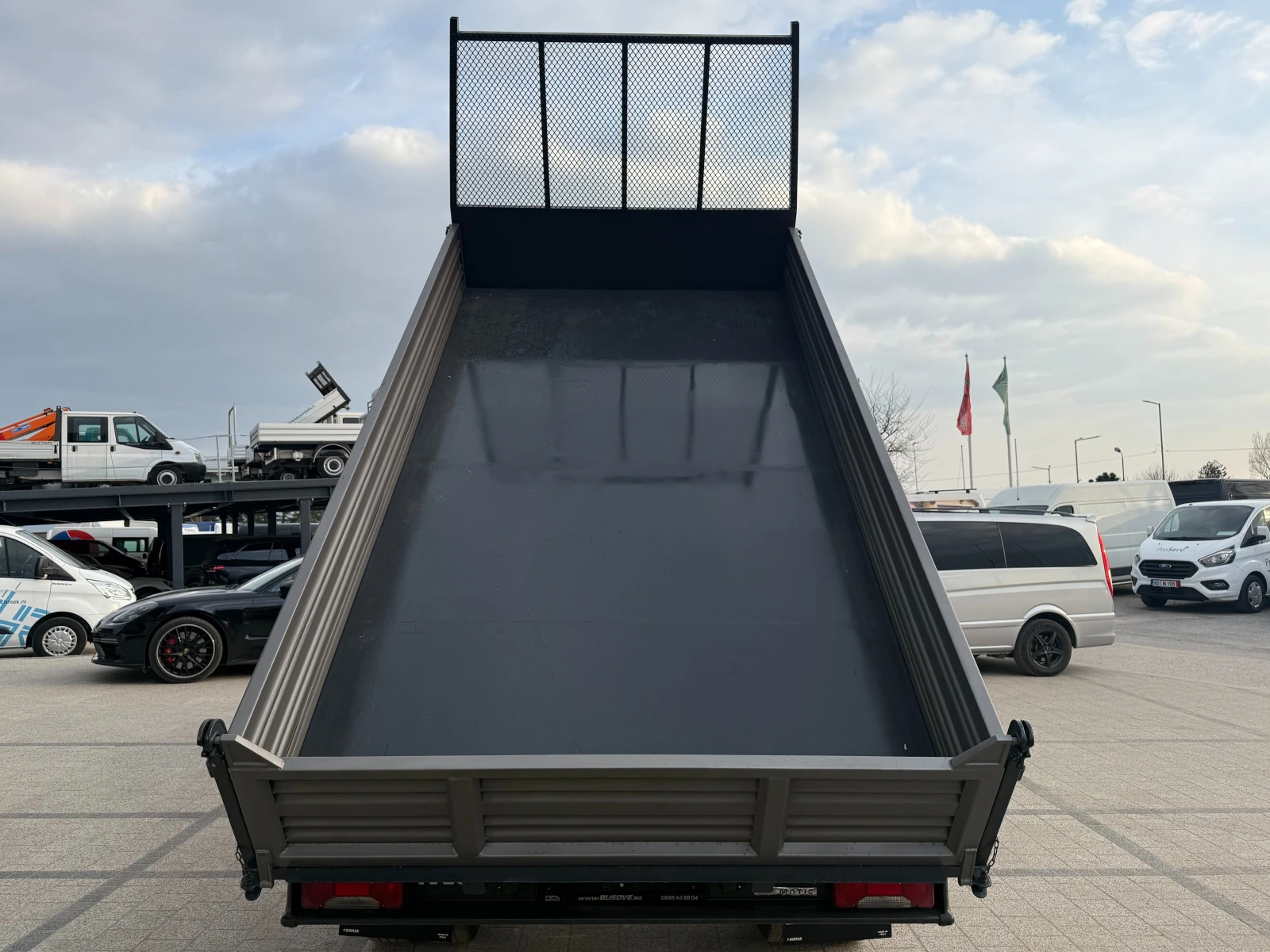 Iveco Daily 35C15 3.0HPI до 3.5т. 3.90м. , снимка 9 - Бусове и автобуси - 53877483