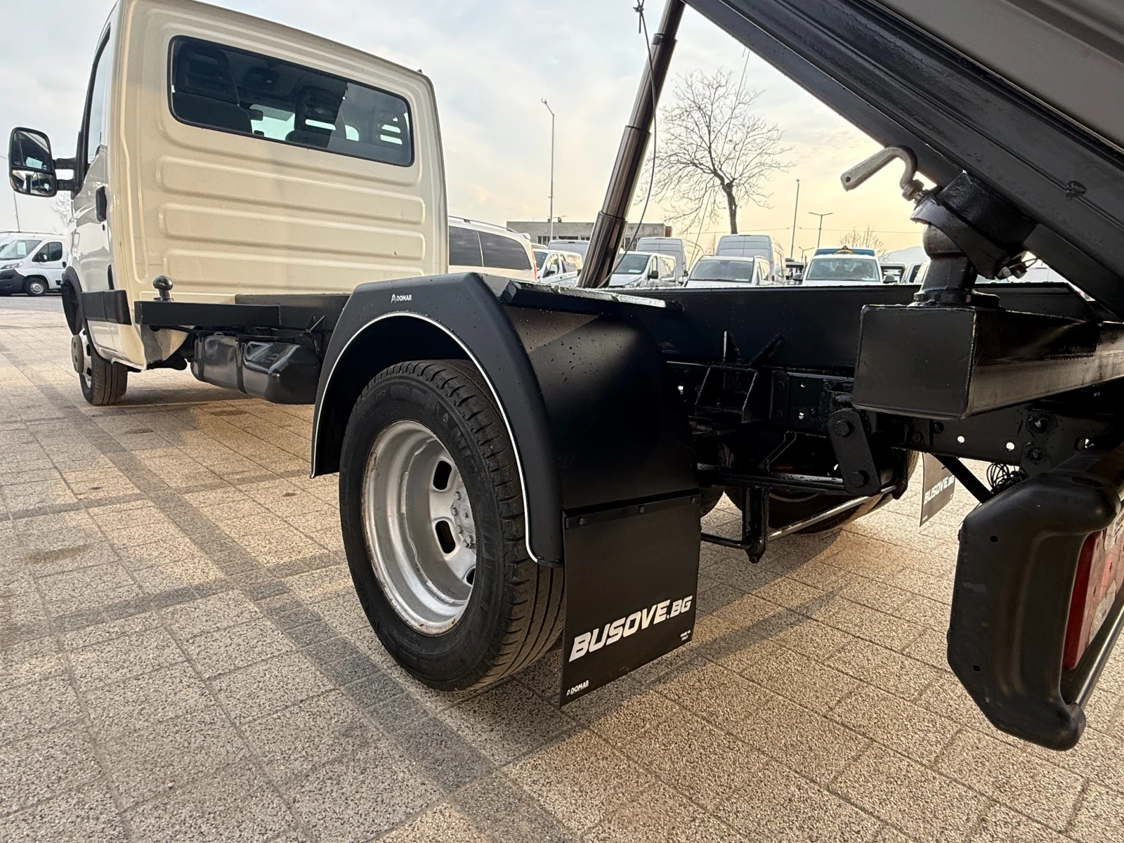 Iveco Daily 35C15 3.0HPI до 3.5т. 3.90м. , снимка 7 - Бусове и автобуси - 53877483