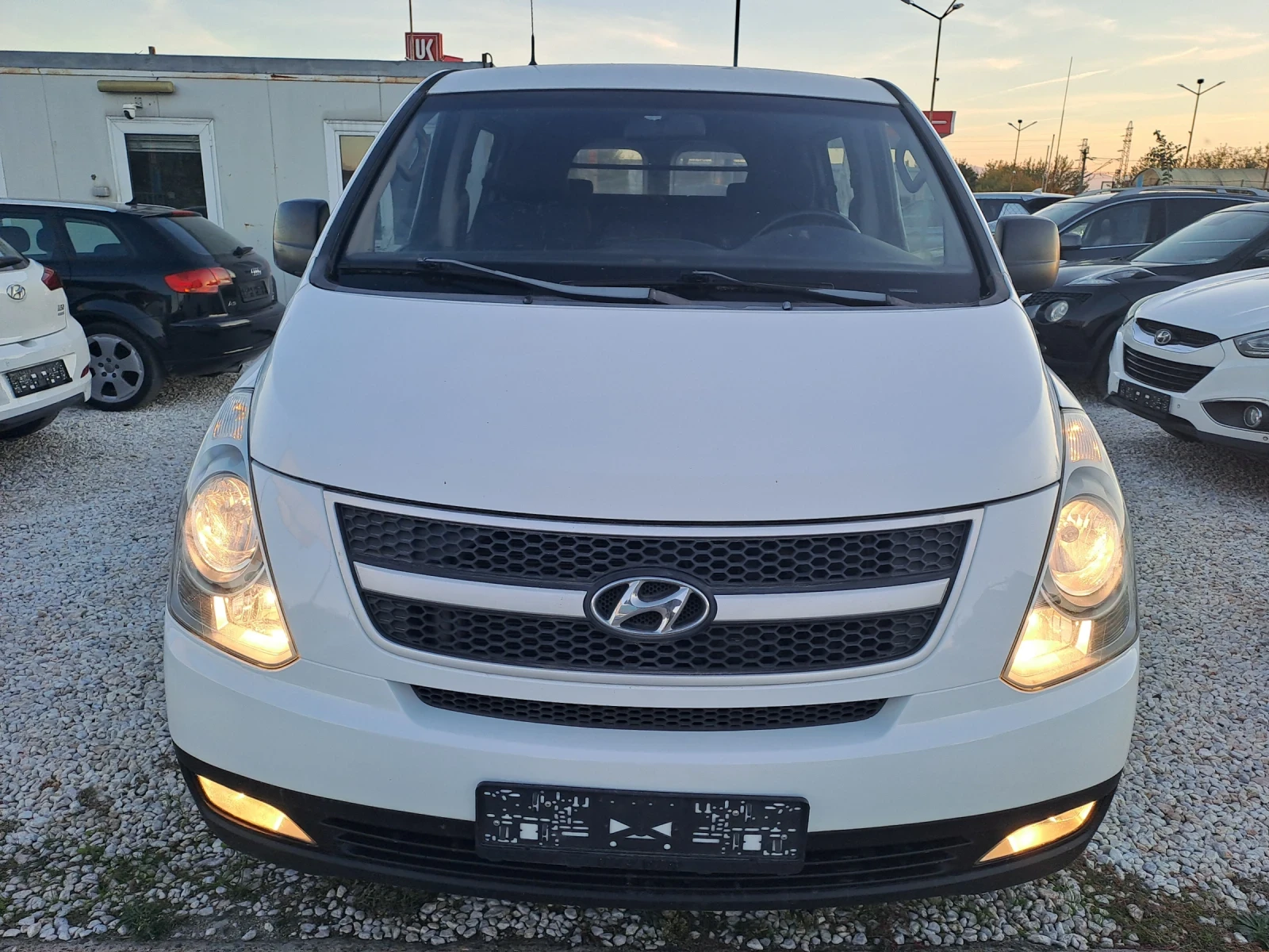 Hyundai H1 2, 5CRDI, 170��, 6 ����� | Mobile.bg � ����������� 2