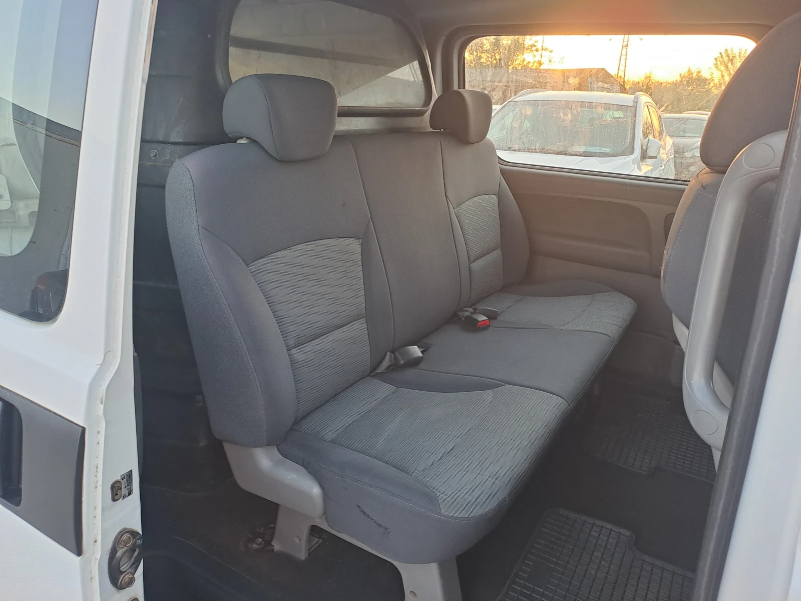 Hyundai H1 2, 5CRDI, 170��, 6 ����� | Mobile.bg � ����������� 9