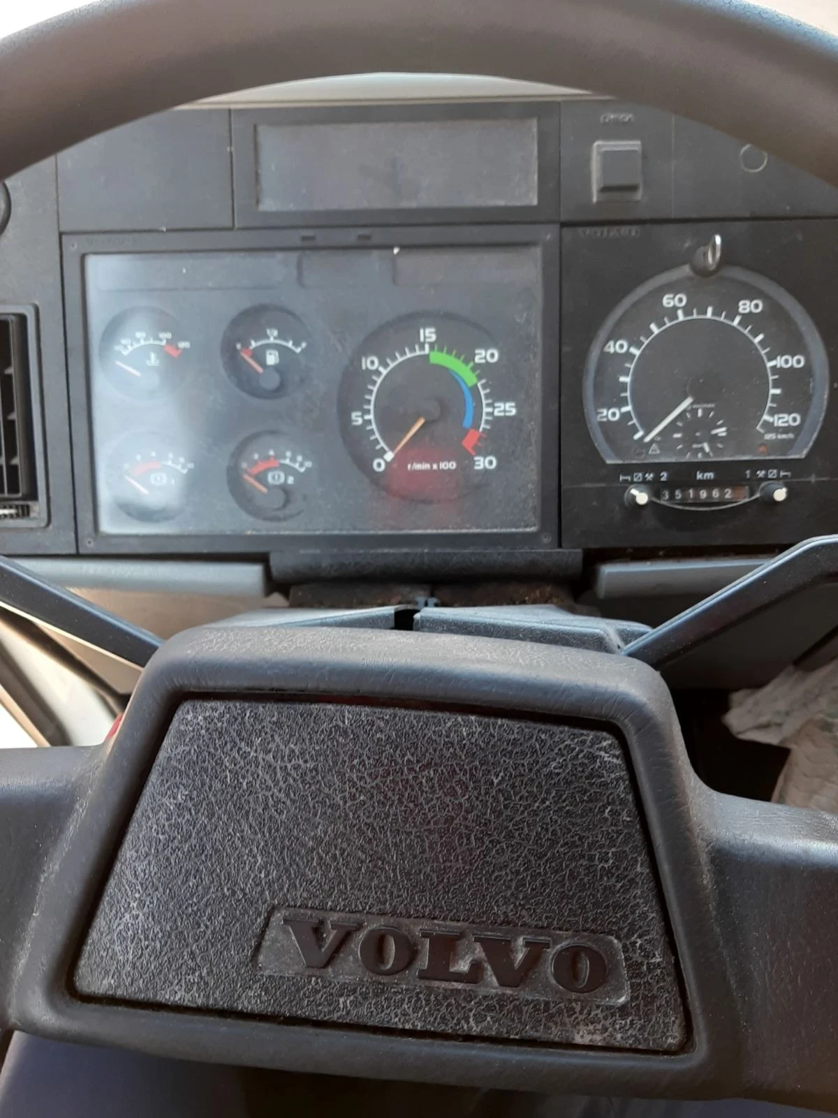Volvo Fl 611, снимка 4 - Камиони - 56586083