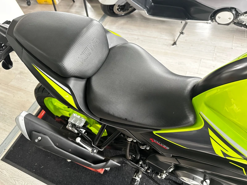 Keeway RKV RKF 125i, 08.2022г., снимка 4 - Мотоциклети и мототехника - 48921368