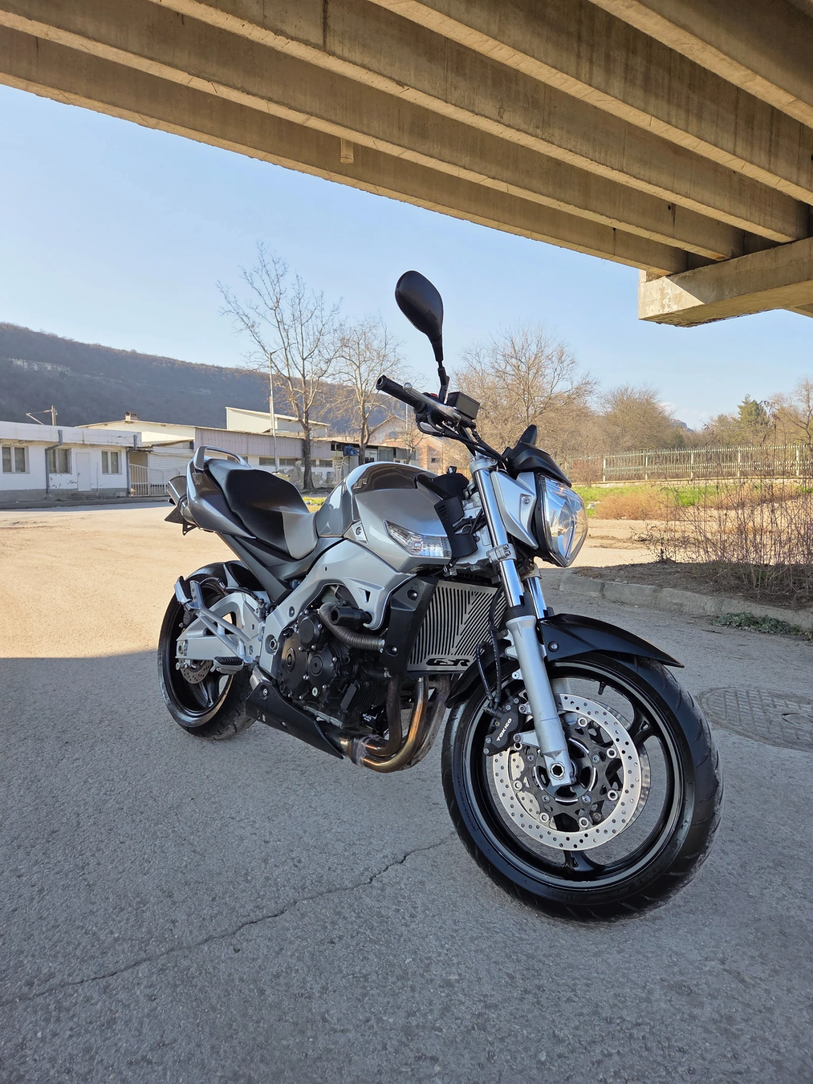 Suzuki Gsr 600, снимка 5 - Мотоциклети и мототехника - 53712592