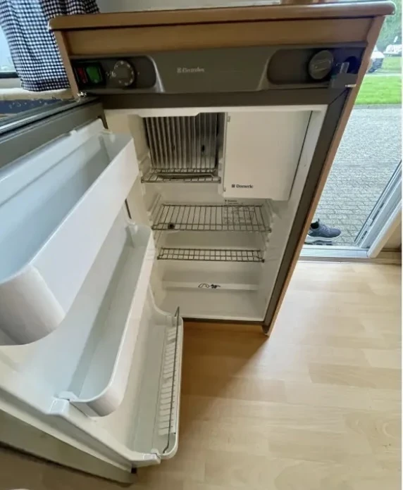 Каравана Beyerland Sprinter 350 - изображение 7