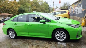 Toyota Corolla 1.8Hybrid* Подготвена за Такси , снимка 9