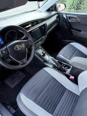 Toyota Auris 1.8 Hybrid , снимка 6
