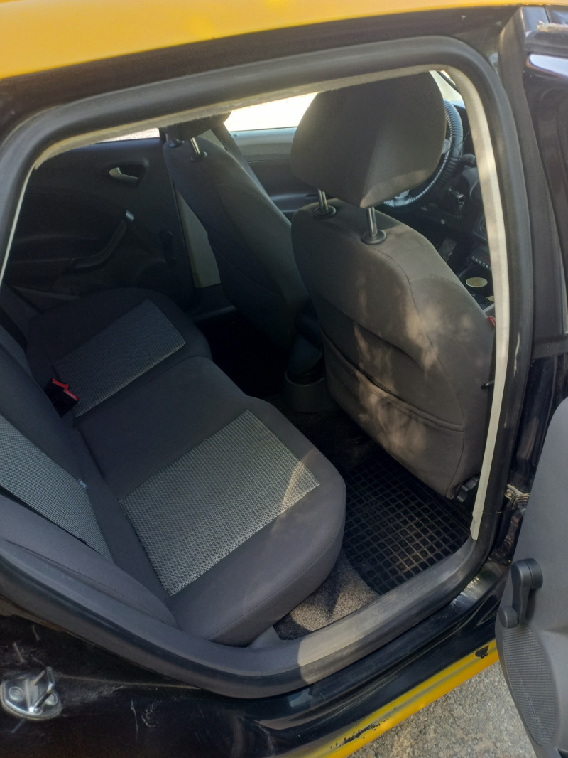 Seat Ibiza 1, 2, снимка 3 - Автомобили и джипове - 46419443