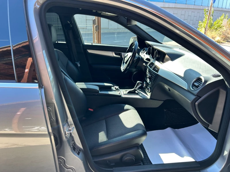 Mercedes-Benz C 220 CDI AMG 7G, снимка 14 - Автомобили и джипове - 52113953