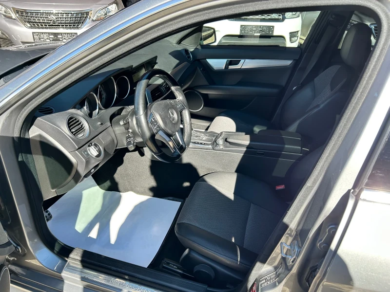 Mercedes-Benz C 220 CDI AMG 7G, снимка 8 - Автомобили и джипове - 52113953