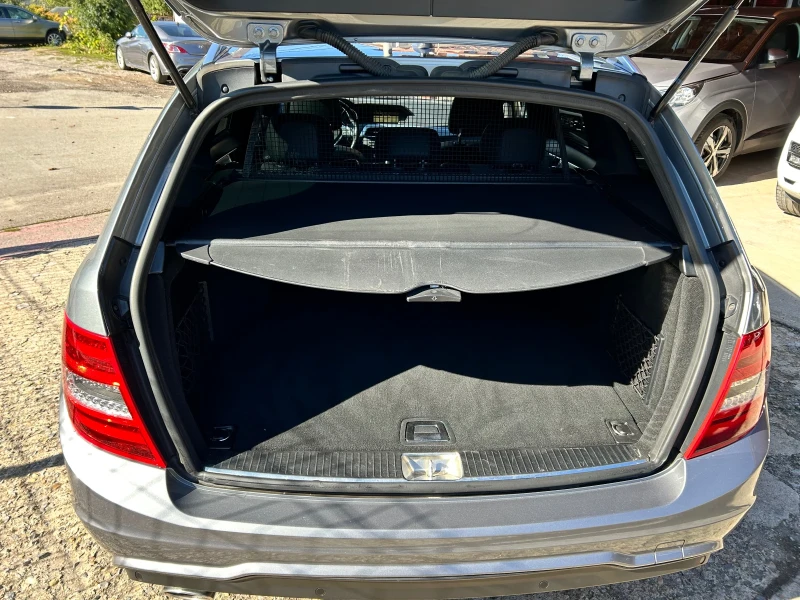 Mercedes-Benz C 220 CDI AMG 7G, снимка 17 - Автомобили и джипове - 52113953