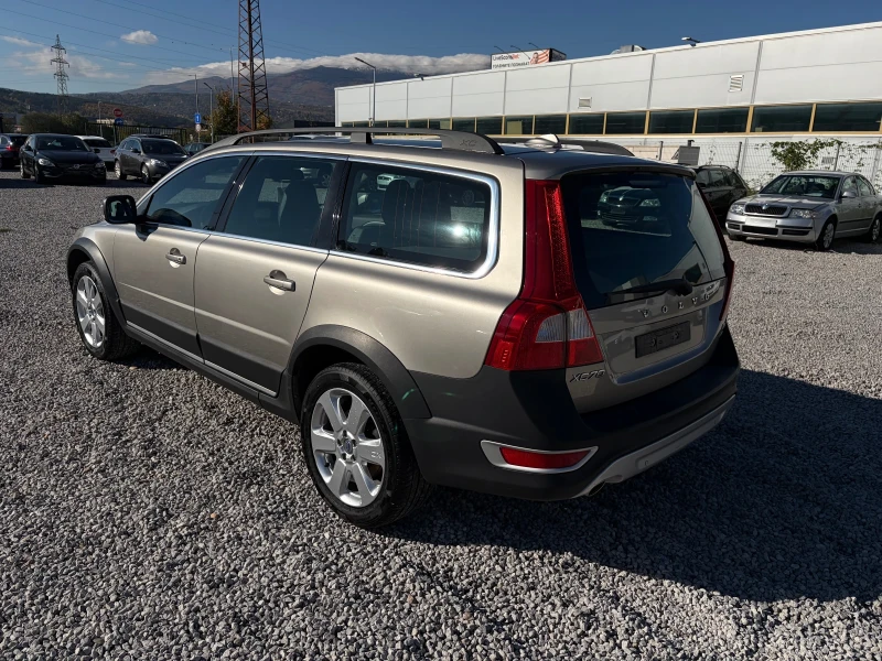 Volvo Xc70 2.4D-163k.c. AWD, снимка 4 - Автомобили и джипове - 52131080