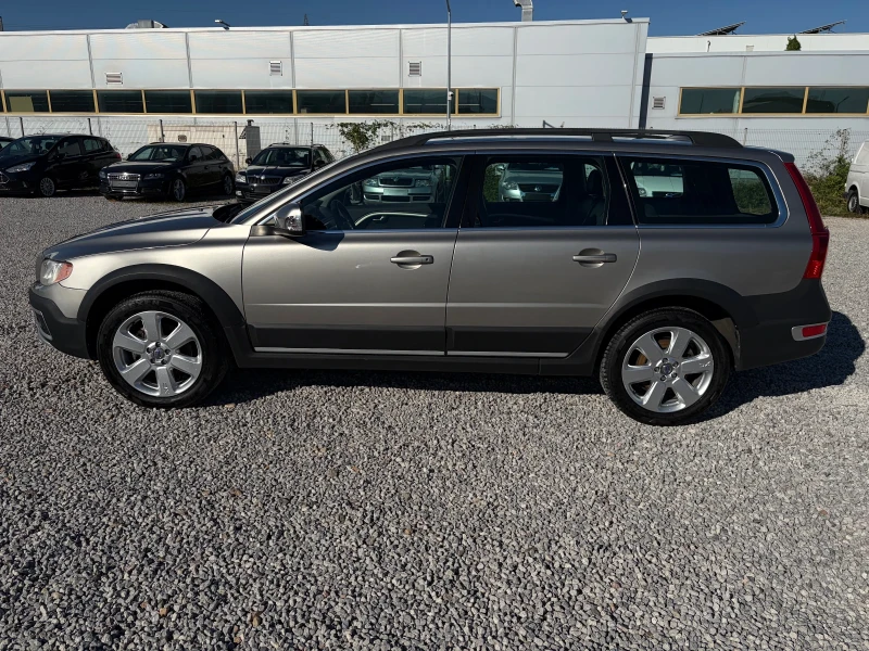 Volvo Xc70 2.4D-163k.c. AWD, снимка 3 - Автомобили и джипове - 52131080